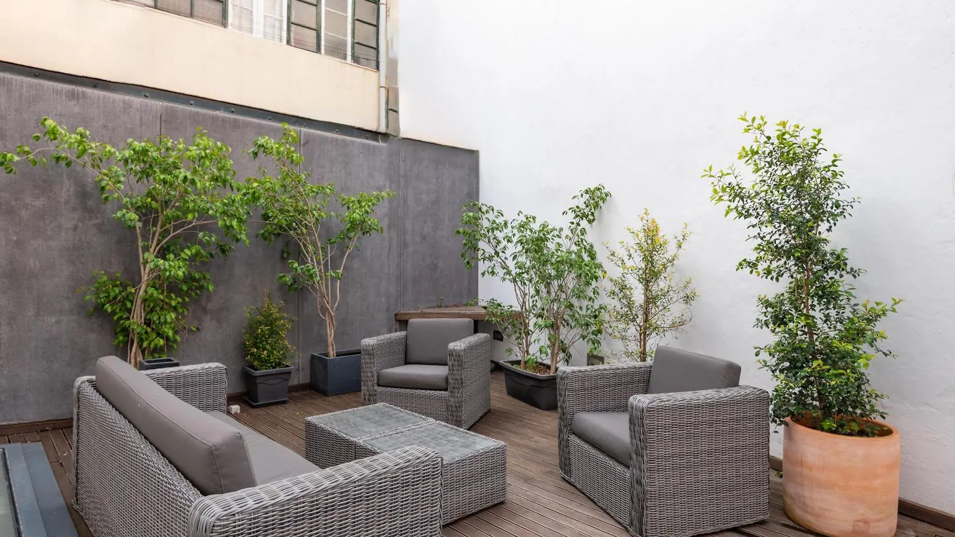Bica Flh Suites Lisbon Guest house