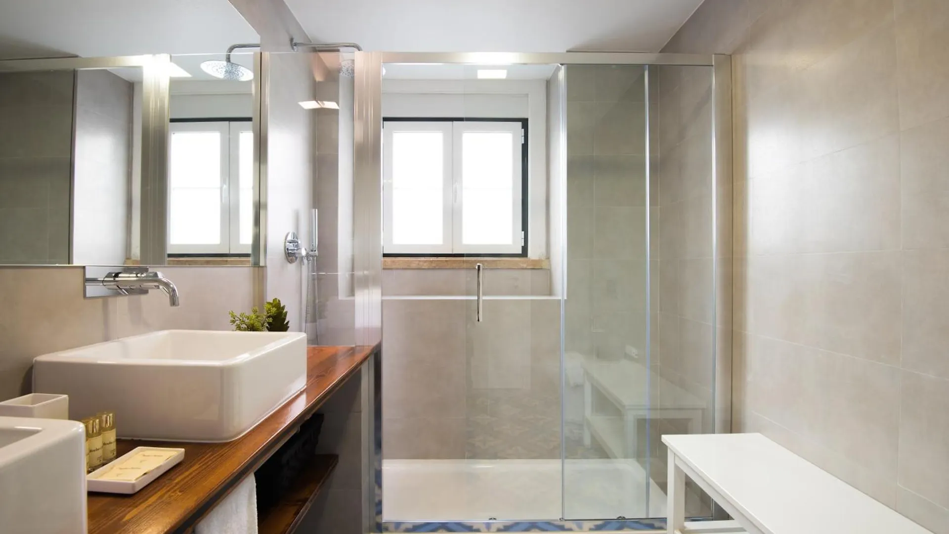 Bica Flh Suites Lisbon