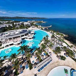https://grand-palladium-jamaica-resort-spa.greaterantilleshotels.net