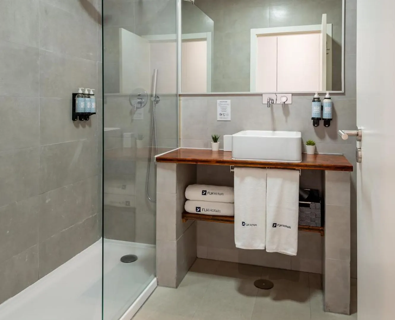 Feels Like Home Bica Prime Suites Lissabon 4*,  Portugal