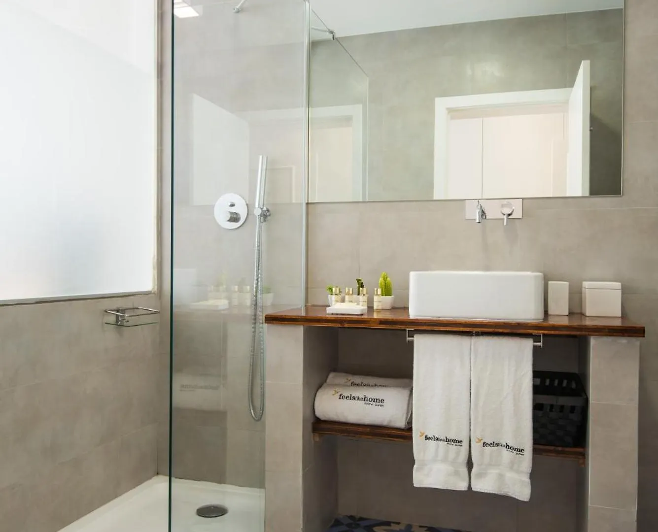 Bica Flh Suites Lisbon Guest house